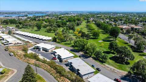 99 N Waverly Place, Kennewick, WA 99336