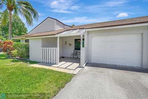 8630 Bridle Path Ct, Davie, FL 33328