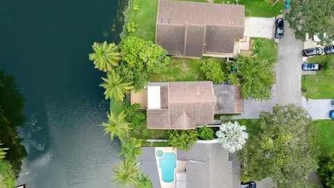 2945 Begonia Way, Cooper City, FL 33026