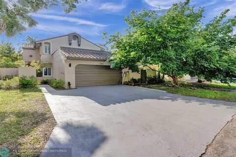 2945 Begonia Way, Cooper City, FL 33026