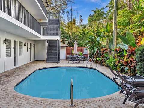 215 NE 16th Ave, Fort Lauderdale, FL 33301