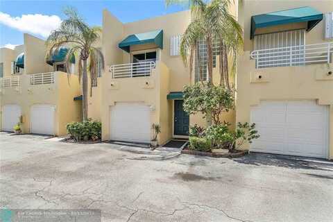 3213 NE 16th St, Pompano Beach, FL 33062