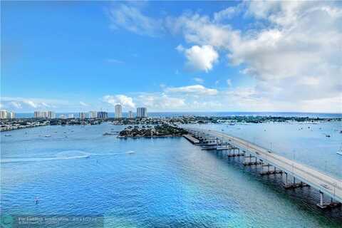 2640 Lake Shore Dr, Riviera Beach, FL 33404