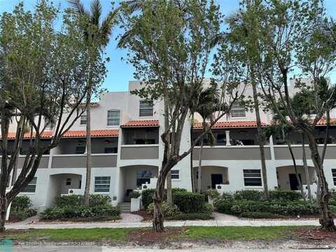 3225 NE 5th Ct, Pompano Beach, FL 33062