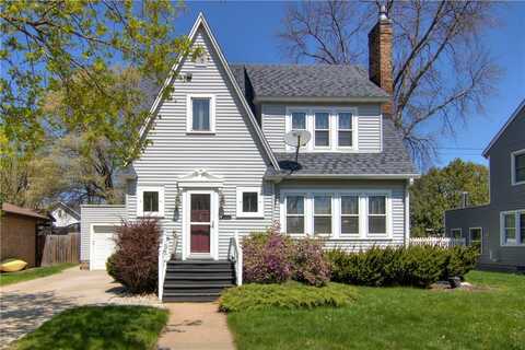 1318 Hogeboom Avenue, Eau Claire, WI 54701