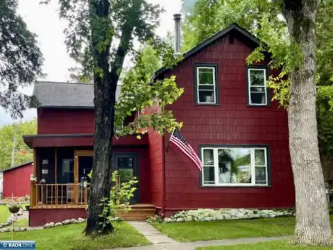 506 S 2nd St, Tower, MN 55790