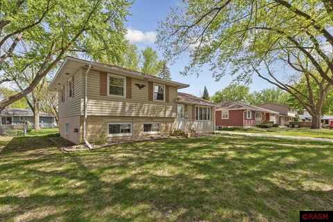 117 Atwood Drive, Mankato, MN 56001