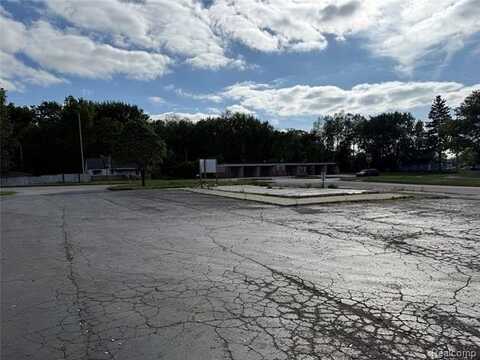 228 W WALTON Boulevard, Pontiac, MI 48340