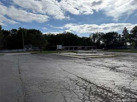 228 W WALTON Boulevard, Pontiac, MI 48340