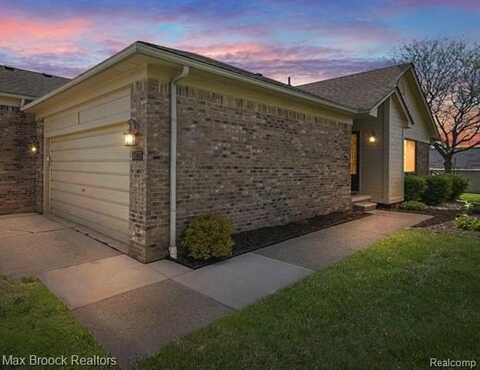 48775 WINDMILL Circle W, Macomb, MI 48044