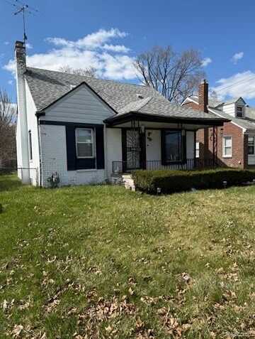12025 LAKEPOINTE Street, Detroit, MI 48224