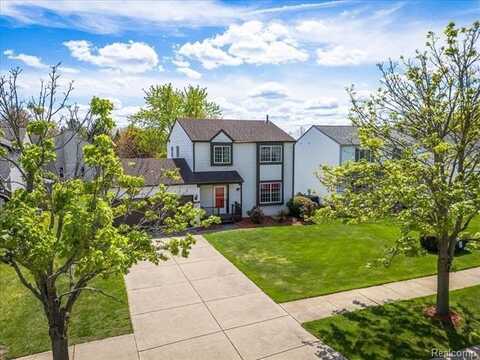 4525 STREAMSIDE Trail, Waterford, MI 48329