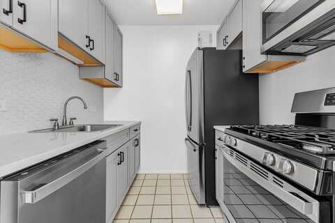 62 -54 97th Pl, Queens, NY 11374
