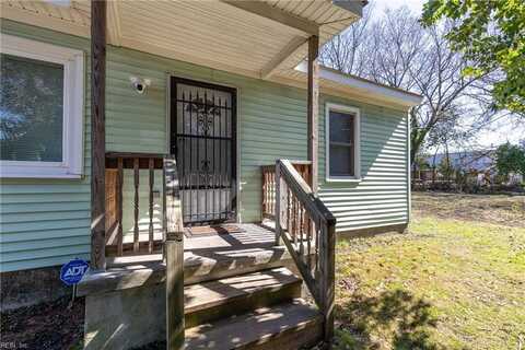 811 Hamilton Avenue, Portsmouth, VA 23707