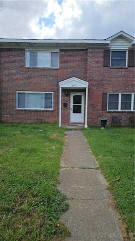 879 Clubhouse Road, Virginia Beach, VA 23452