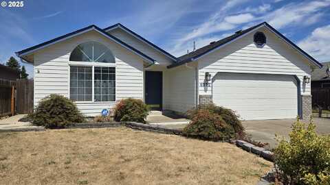 4072 FORSYTHIA ST, Springfield, OR 97478