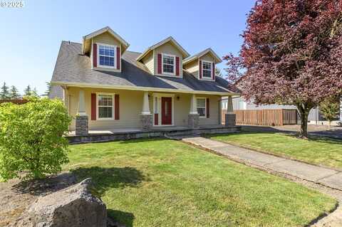 50 W TAYLOR ST, Carlton, OR 97111