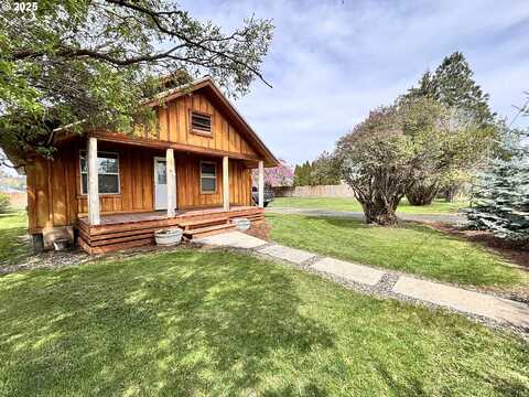 203 SE ALAMO ST, Enterprise, OR 97828