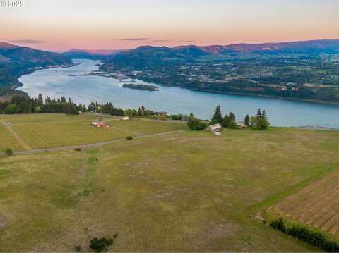 11 WESS RD, Underwood, WA 98651
