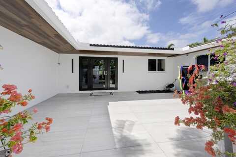 520 NE 17th Street, Boca Raton, FL 33432