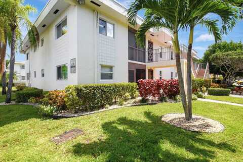 6586 Southurst Terrace, Delray Beach, FL 33446