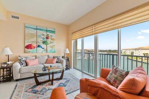 17 Harbour Isle Drive W, Hutchinson Island, FL 34949