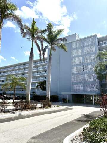 5700 NW 2nd Avenue, Boca Raton, FL 33487