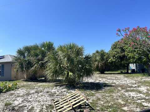 X W 29th Street, Riviera Beach, FL 33404