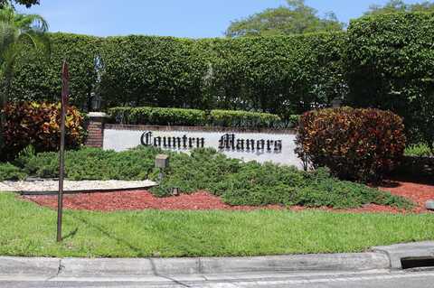 521 Sandpiper Circle, Delray Beach, FL 33445