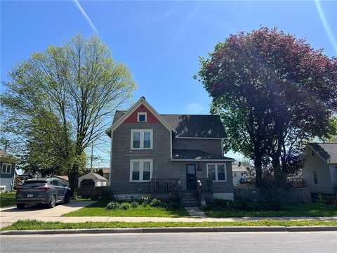 135 2nd Avenue SE, Spring Grove, MN 55974