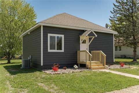 636 3rd Avenue NE, Mazeppa, MN 55956