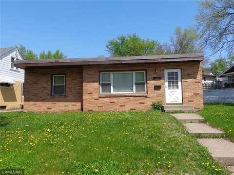 1185 4th Street E, Saint Paul, MN 55106