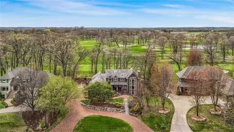 2890 Autumn Woods Drive, Chaska, MN 55318