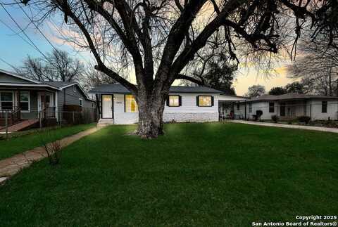 2902 CHRISTIAN DR, San Antonio, TX 78222