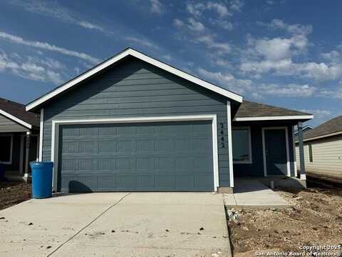 2442 Legends Creek, New Braunfels, TX 78130