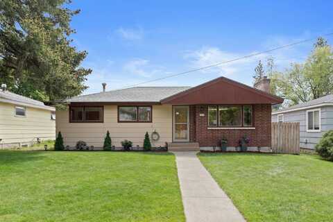 3907 W QUEEN AVENUE Ave, Spokane, WA 99205