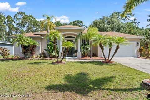 471 Hallmark Street SE, Palm Bay, FL 32909