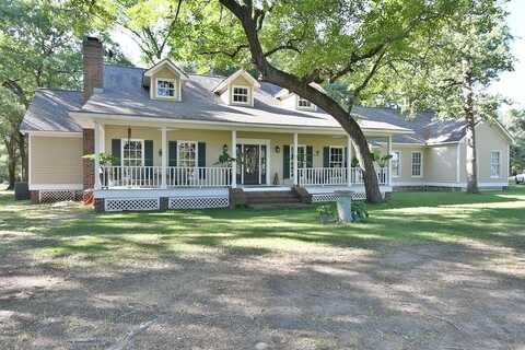 1263 Weishuhn Road, New Ulm, TX 78950