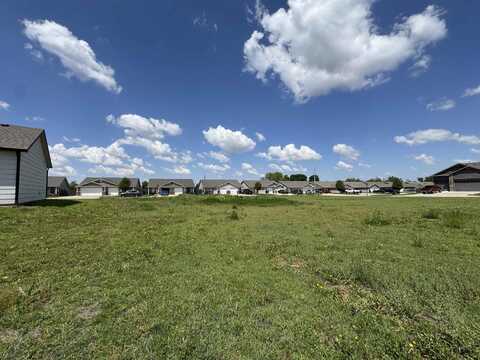 728 N Redbud, Valley Center, KS 67147