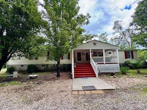 3164 Trent Hatchery Road, Appomattox, VA 24522