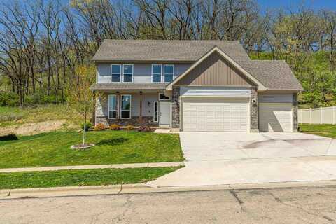 112 Valle Tell Drive, New Glarus, WI 53574