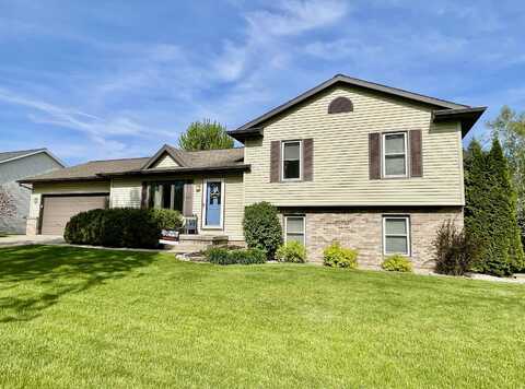 404 Nightingale Lane, Cottage Grove, WI 53527
