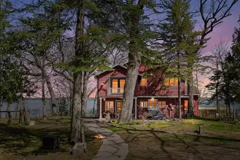 W1206 Spring Grove Road, Ripon, WI 54971