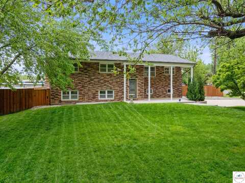 321 E 17th, Sedalia, MO 65301