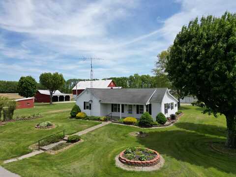 3718 N county road 800 W Street, Holton, IN 47023