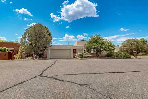 2806 Tramway Circle NE, Albuquerque, NM 87122