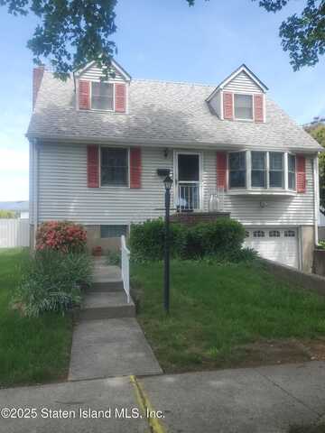 129 Home Place, Staten Island, NY 10314