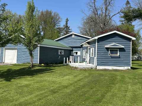 12 Cline Dr, Massena, NY 13662