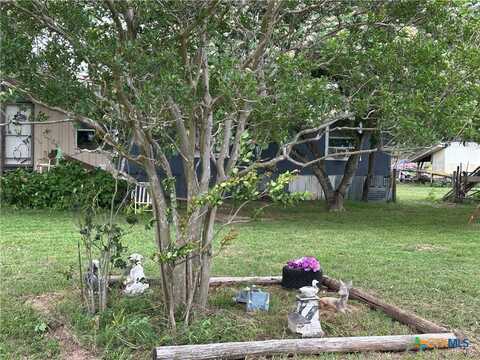1115 County Road 405, Lexington, TX 78947
