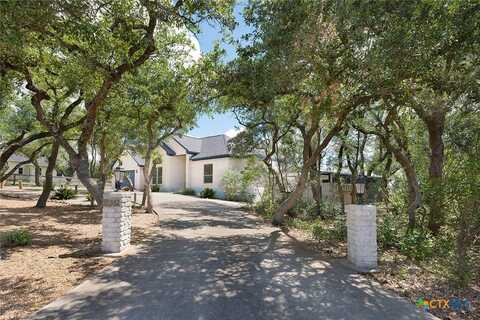 552 Mountain Oaks Drive, Canyon Lake, TX 78133